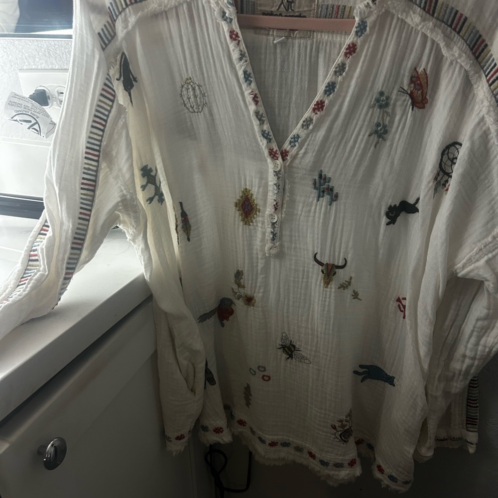 Embroidered Boho Pete and Greta Blouse Johnny Was - Picture 4 of 4